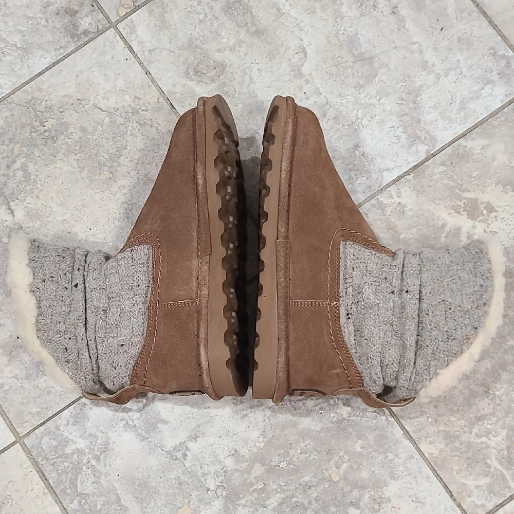 BearPaw Brown Suede Winter Boots
